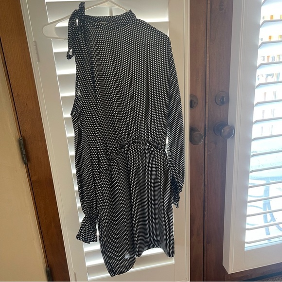 Robert Rodriguez Star Print Cold Shoulder Silk Dress, Small - Picture 8 of 15